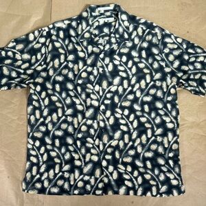 Perry Ellis Silk  Abstract Shirt